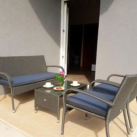 With Parking Space Nin, Zadar - 13571 Apartment Nin